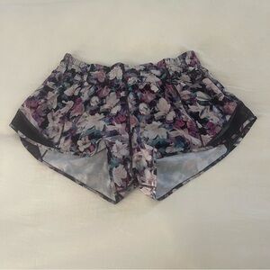 Lululemon Hotty Hot Shorts Low Rise